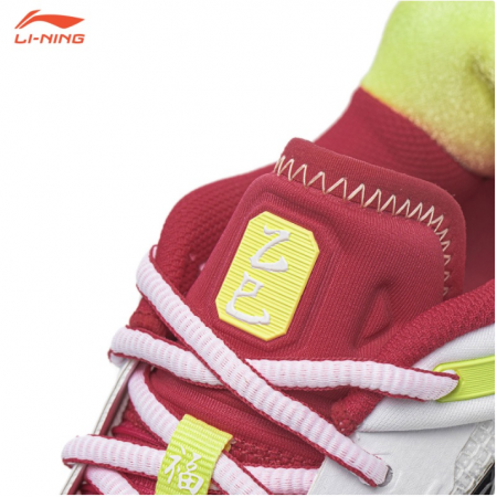 SAGA 3 PRO バドミントンシューズ(AYAV001)